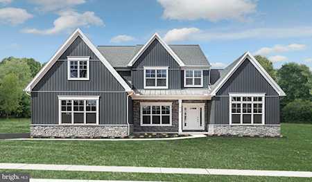 216 West Valley Rd Denver, PA 17517