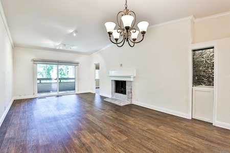 8850 Villa La Jolla Dr #306 La Jolla, CA 92037