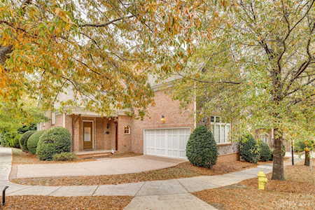 2544 Olde White Ln Charlotte, NC 28226