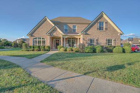 1928 Palmetto Dr Murfreesboro, TN 37129