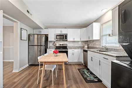 814 Lake Edward Dr Virginia Beach, VA 23462