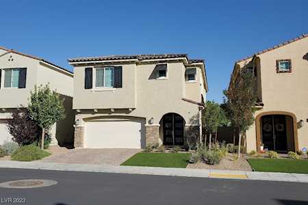 4268 Paragon Highlands Ave Las Vegas, NV 89141