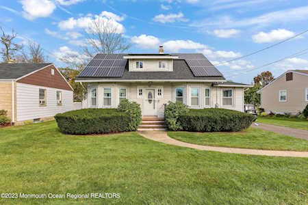 412 Green Grove Rd Neptune Township, NJ 07753