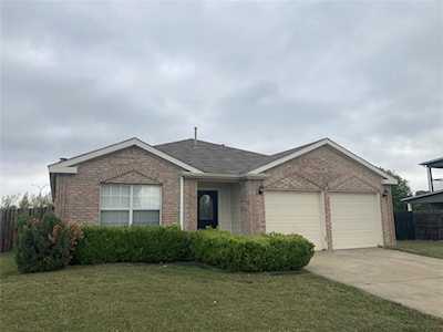 6701 Morningcrest Court Arlington, TX 76002