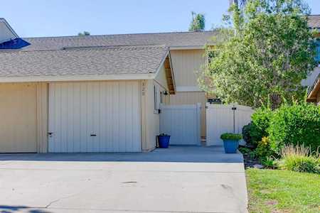 320 Countrywood Encinitas, CA 92024