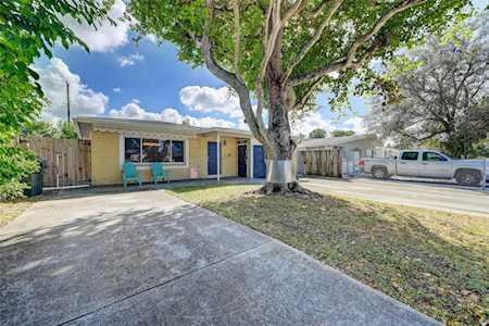 5408 NE 1st Ter Oakland Park, FL 33334
