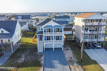 1911 N New River Dr Surf City, NC 28445