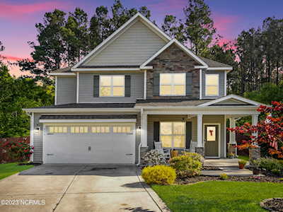 416 Belhaven Ct Holly Ridge, NC 28445