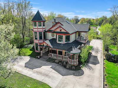 6022 Peck Ave La Grange Highlands, IL 60525