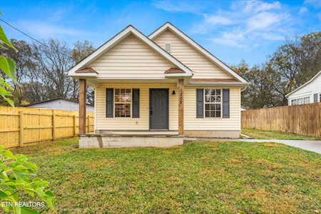 1208 Madison Ave Maryville, TN 37804