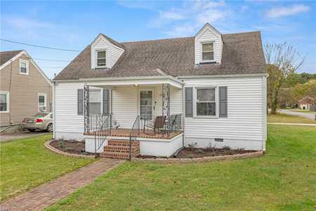 122 Jacquelyn Dr Portsmouth, VA 23701
