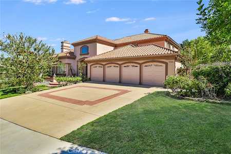 5542 Amber Circle Calabasas, CA 91302