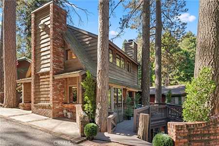 712 Sunderland Ct Lake Arrowhead, CA 92352