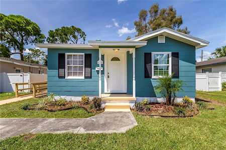1809 Shore Acres Blvd NE St. Petersburg, FL 33703