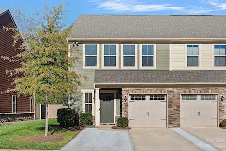 335 Park Meadows Dr Matthews, NC 28104