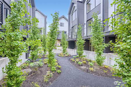 7508 43rd Ave S #C Seattle, WA 98118