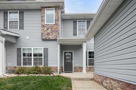 2412 Lake Park Lexington, KY 40502