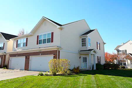 1977 W Crestview Circle #1973 Romeoville, IL 60446