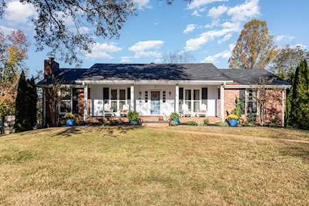 7158 Birch Bark Dr Nashville, TN 37221