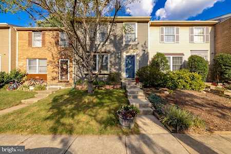 5204 Saint Genevieve Place Alexandria, VA 22315