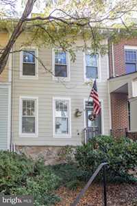 1204 N Danville St Arlington, VA 22201