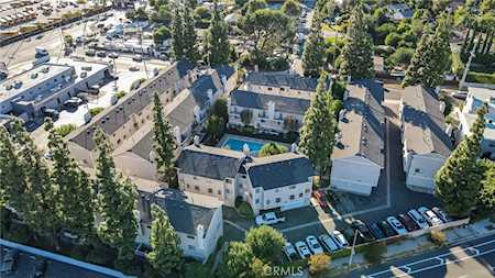 8338 Woodley Place #51 North Hills, CA 91343