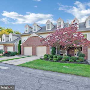 705 Saratoga Ct Marlton, NJ 08053