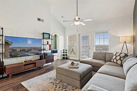 6810 Deatonhill DR #1301 Austin, TX 78745