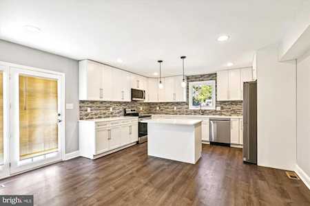 210 Warfield Rd Glen Burnie, MD 21060