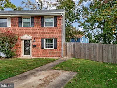 6 Birwood Ct Pasadena, MD 21122