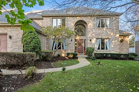 6453 Bobby Jones Ln Woodridge, IL 60517