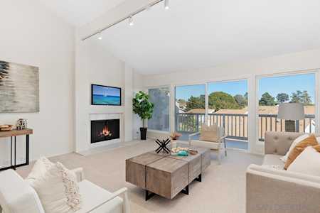 2035 Caminito San Nicholas La Jolla, CA 92037