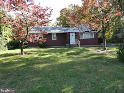 15 Townsend Ave Berlin, NJ 08009