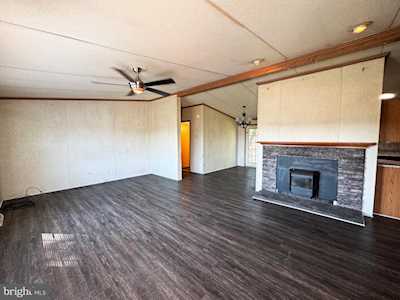 215 Thicket Rd Camden Wyoming, DE 19934