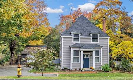 1894 North Benson Rd Fairfield, CT 06824