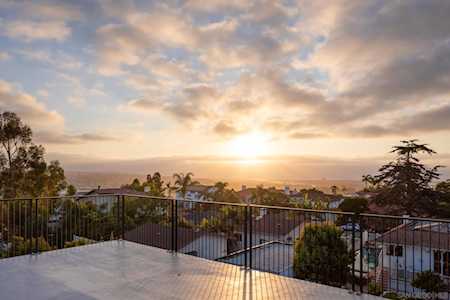 4270 Ampudia St San Diego, CA 92103