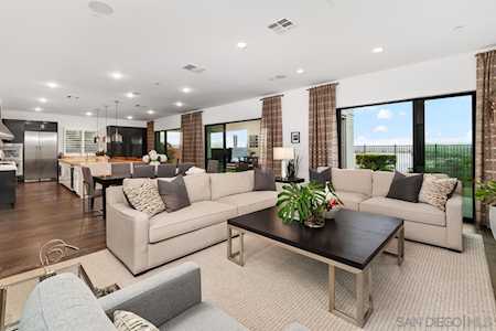 5372 Morning Sage Way San Diego, CA 92130