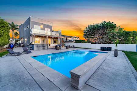 3246 Geronimo Ave San Diego, CA 92117
