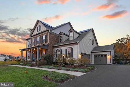 25804 Yellow Birch Ct Aldie, VA 20105