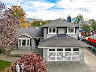 311 Petschauer Place Enumclaw, WA 98022