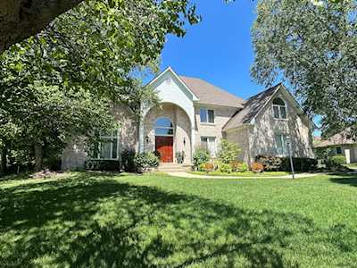 924 Sable Run Carmel, IN 46032