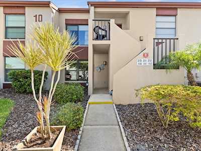 2599 Countryside Blvd #111 Clearwater, FL 33761
