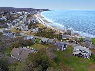 201 Manomet Point Road Plymouth, MA 02360