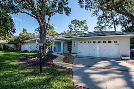 1440 89th Ave N St. Petersburg, FL 33702