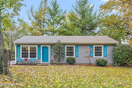 9205 Reamers Rd Pewee Valley, KY 40056