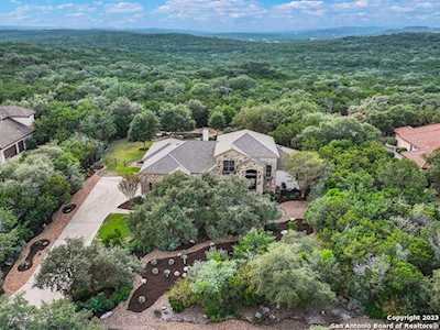 18347 Shadow Canyon Dr Helotes, TX 78023