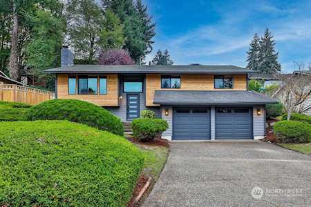 4121 SW 327th Place Federal Way, WA 98023