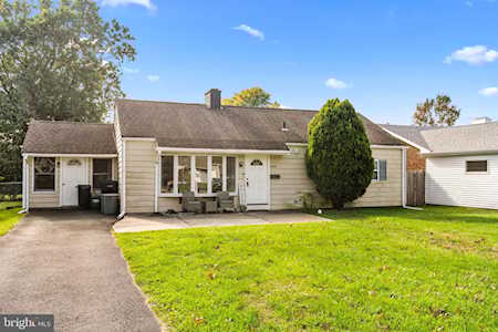 660 Austin Dr Fairless Hills, PA 19030