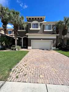 1018 Grove Park Circle Boynton Beach, FL 33436