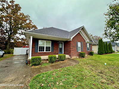 936 Tecumseh Dr Shepherdsville, KY 40165